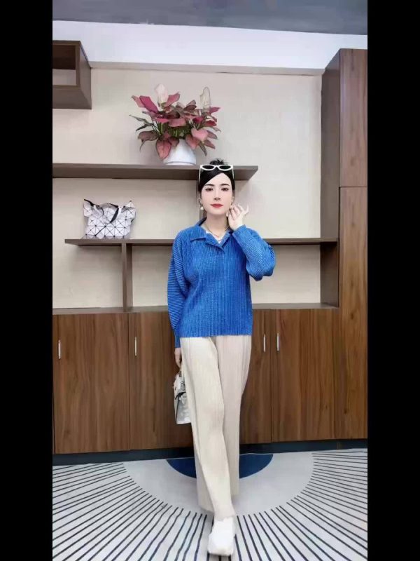 女士休閒純色藍色長袖襯衫 尖領紐扣上衣，可機洗春秋多功能襯衫，適合辦公室通勤和休閒裝束，摺疊結款式|有質感的布料